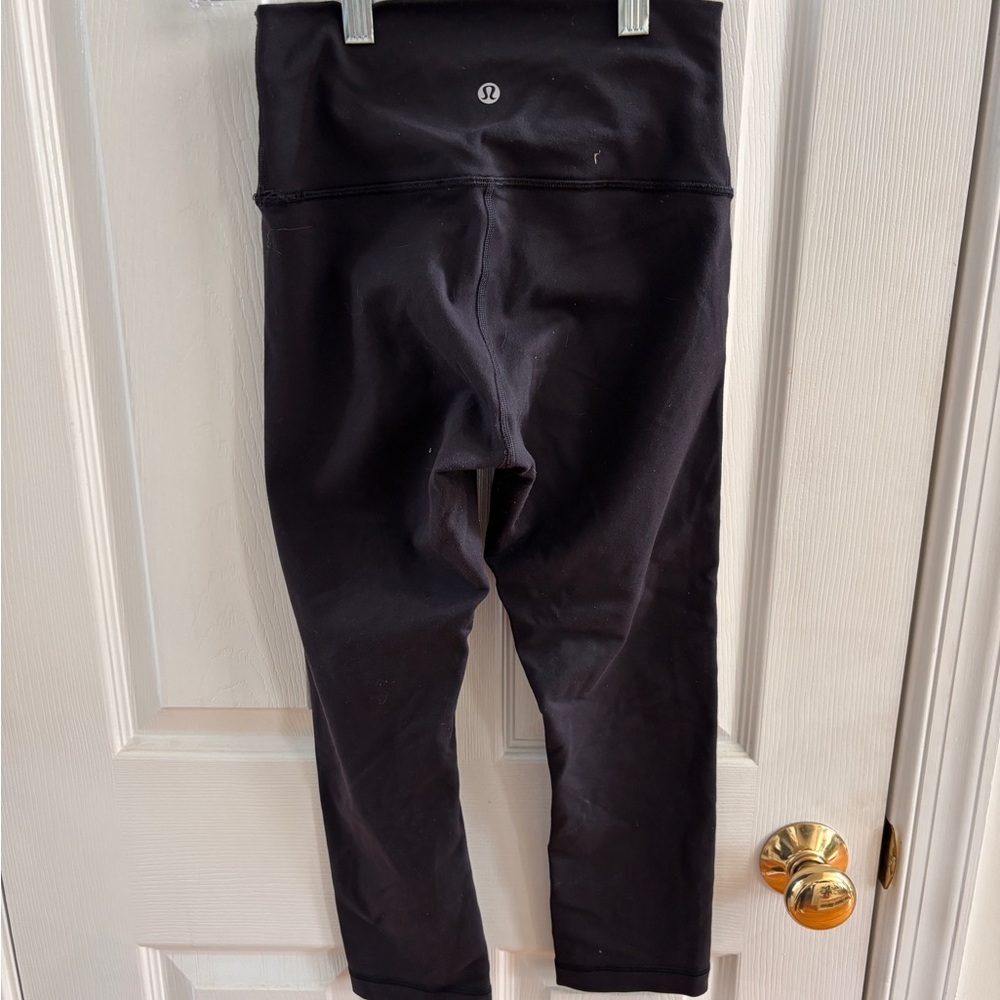 lululemon athletica Wunder Under size 4 Black Leggings